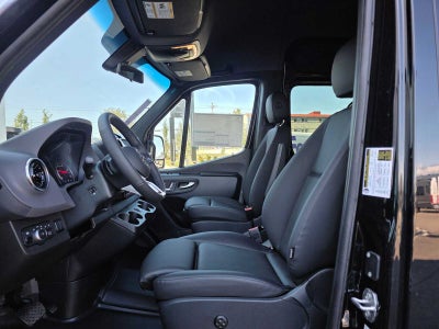 2026 Mercedes-Benz Sprinter Passenger 2500 Standard Roof I4 Diesel HO 144 AWD