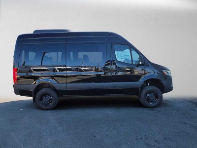 2026 Mercedes-Benz Sprinter Passenger 2500 Standard Roof I4 Diesel HO 144 AWD