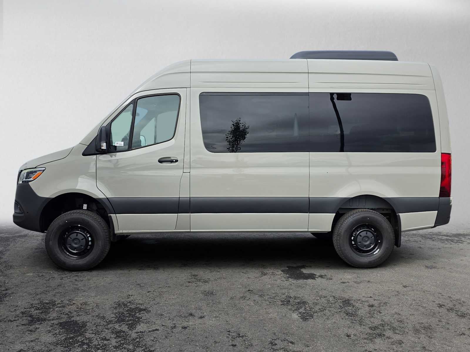 2026 Mercedes-Benz Sprinter Passenger Van 2500 Standard Roof I4 Diesel HO 144 AWD