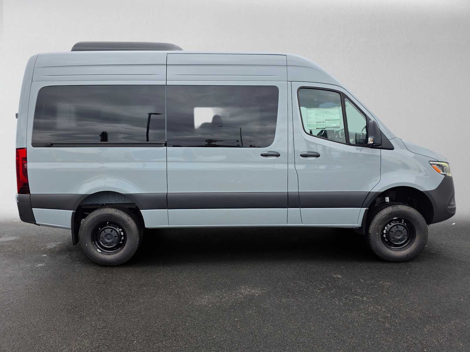 2026 Mercedes-Benz Sprinter Passenger Van 2500 Standard Roof I4 Diesel HO 144 AWD