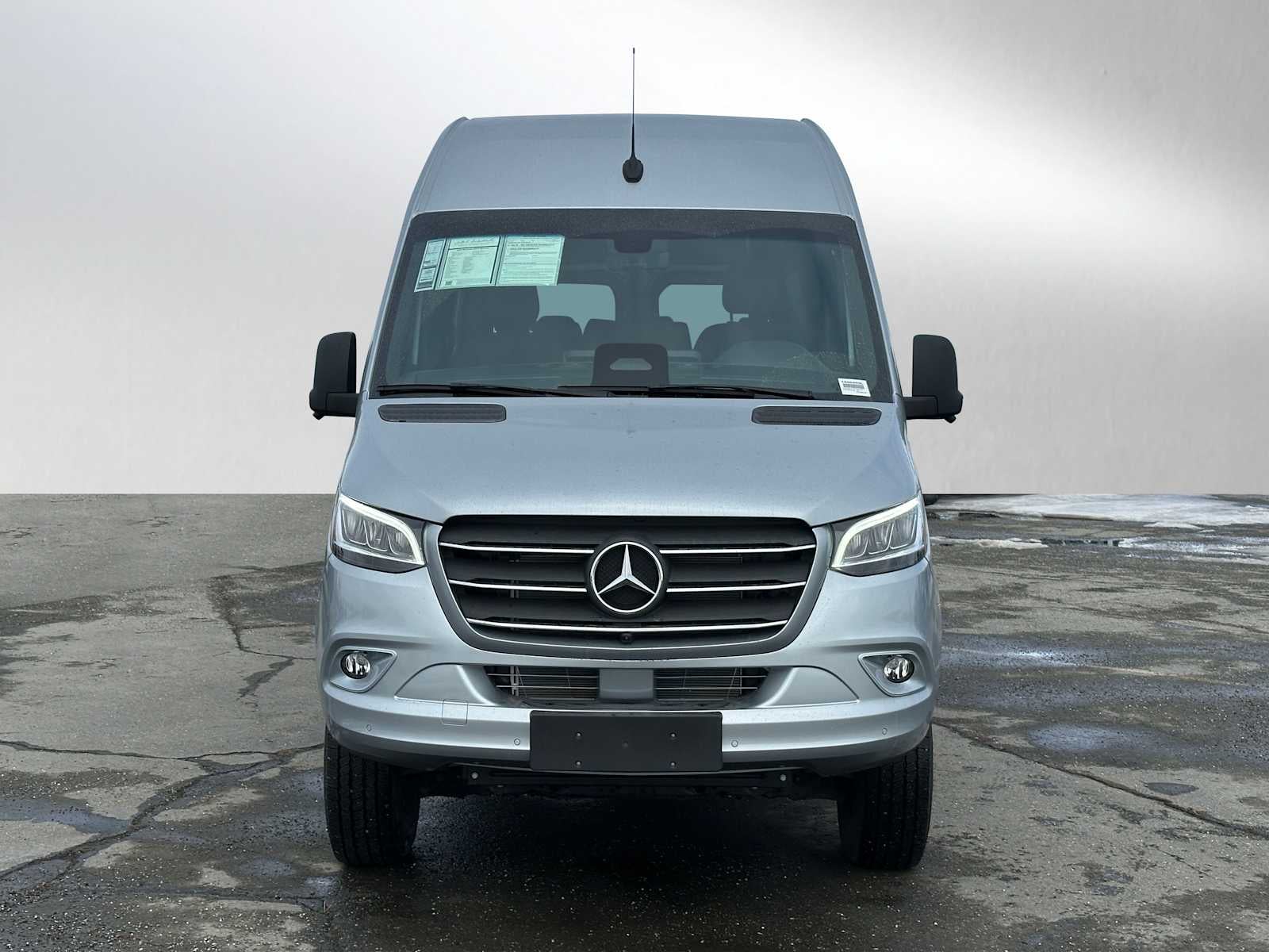 2026 Mercedes-Benz Sprinter Passenger Van 2500 Standard Roof I4 Diesel HO 144 AWD