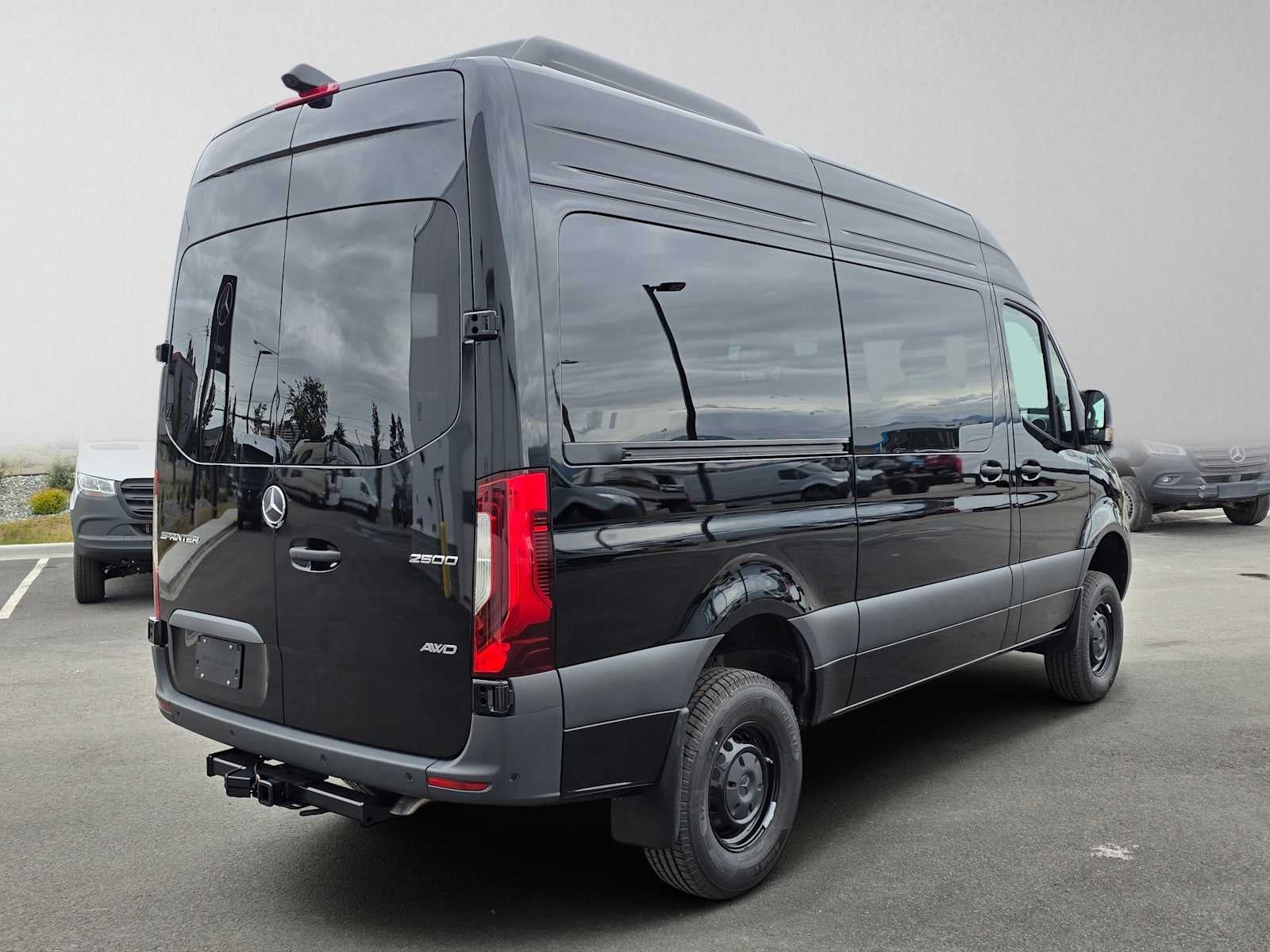 2026 Mercedes-Benz Sprinter Passenger Van 2500 Standard Roof I4 Diesel HO 144 AWD