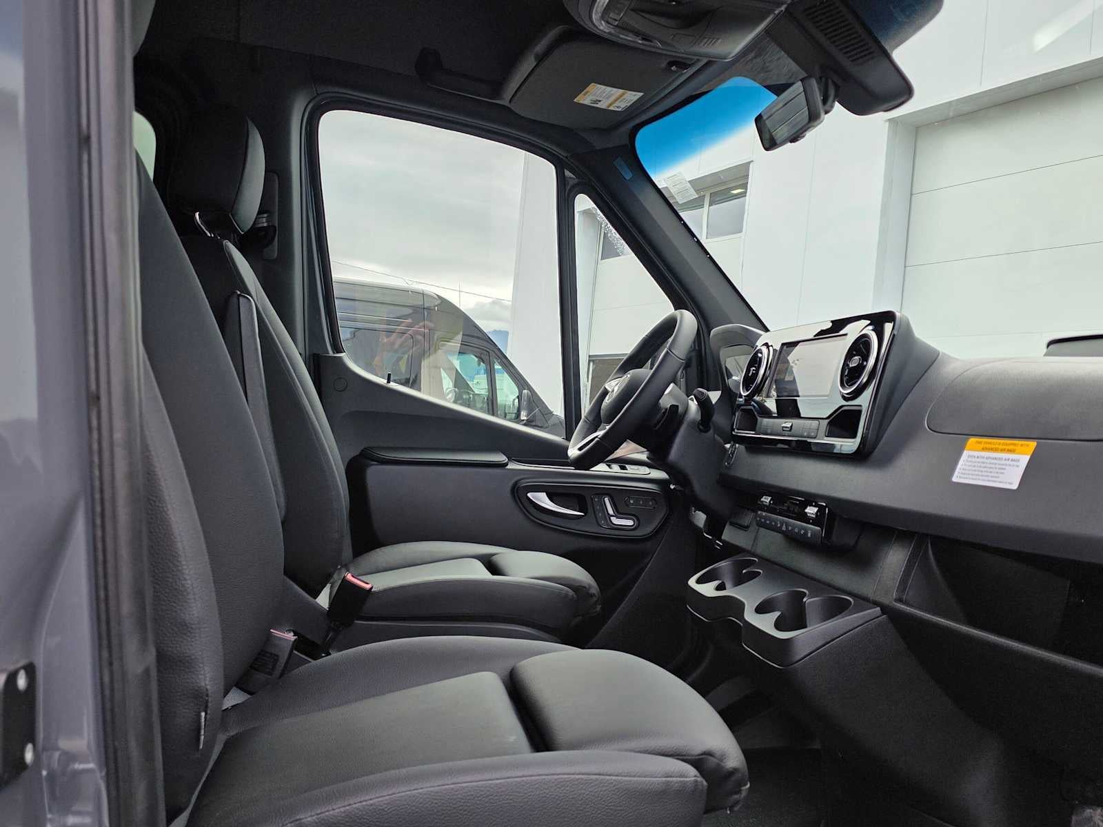 2026 Mercedes-Benz Sprinter Passenger Van 2500 Standard Roof I4 Diesel HO 144 AWD