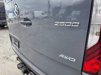 2026 Mercedes-Benz Sprinter Passenger Van 2500 Standard Roof I4 Diesel HO 144 AWD
