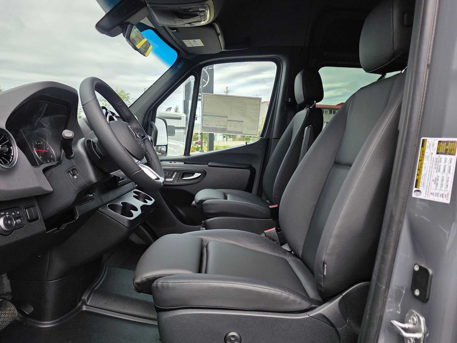 2026 Mercedes-Benz Sprinter Passenger Van 2500 Standard Roof I4 Diesel HO 144 AWD