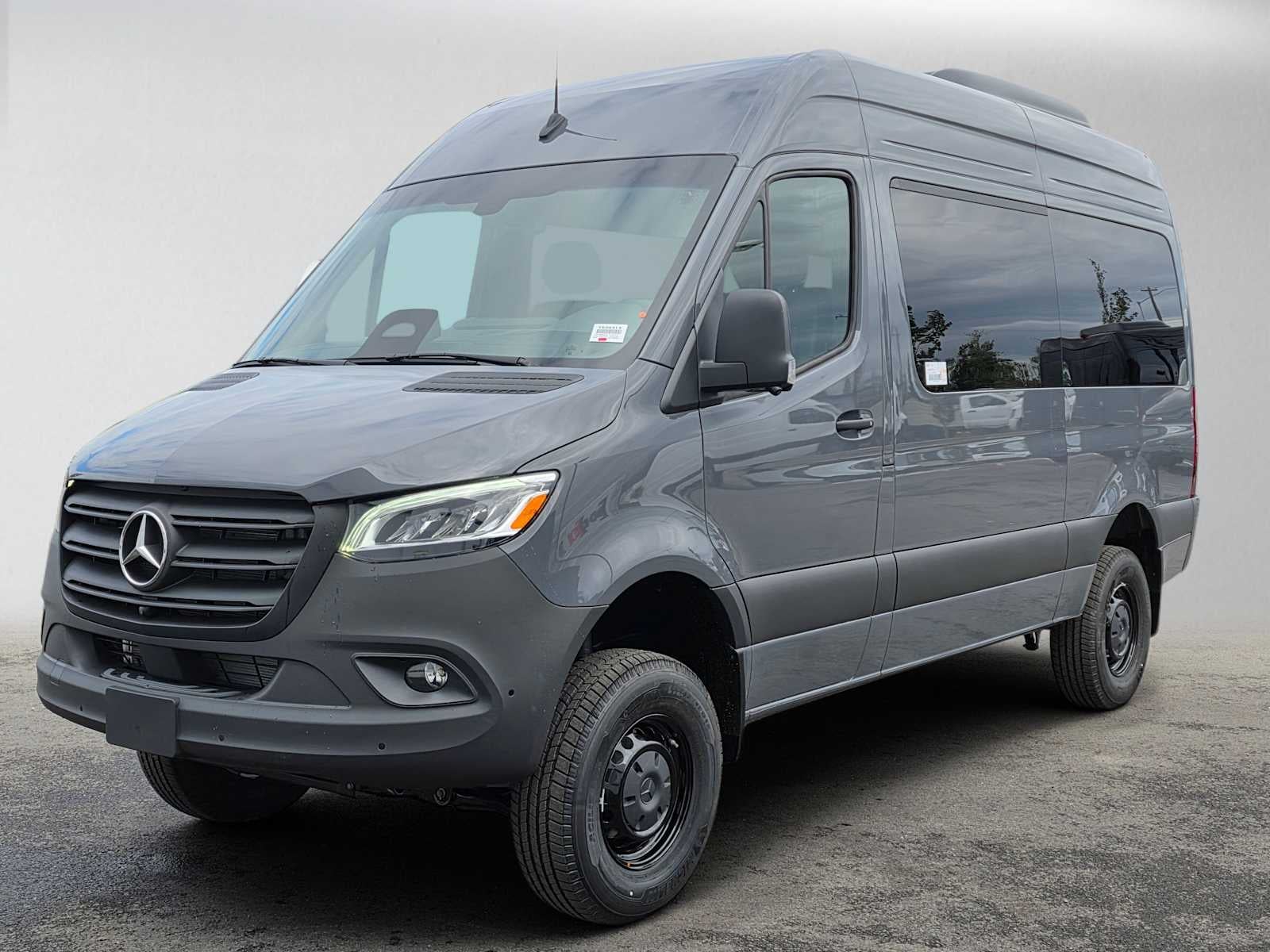 2026 Mercedes-Benz Sprinter Passenger Van 2500 Standard Roof I4 Diesel HO 144 AWD