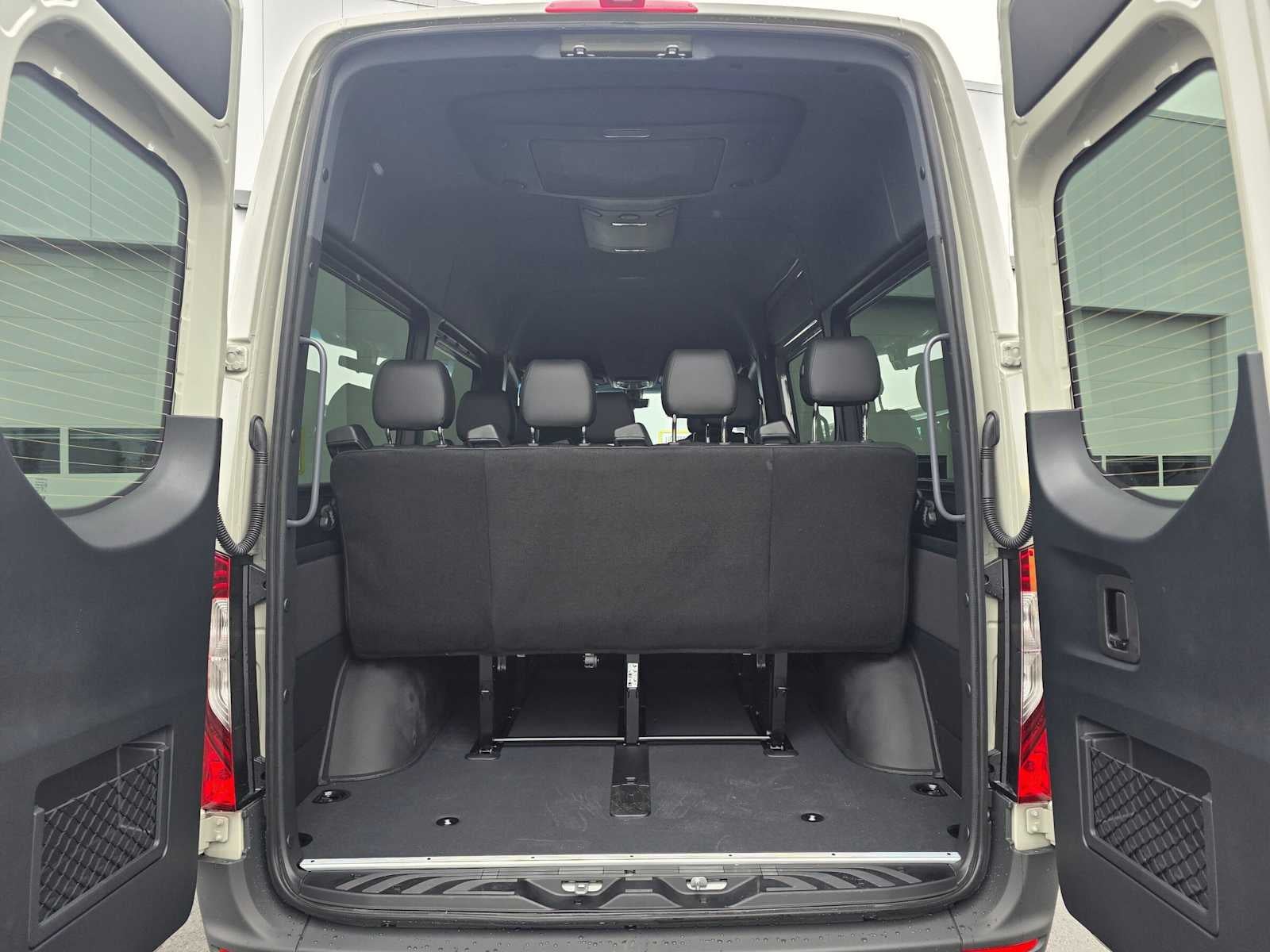 2026 Mercedes-Benz Sprinter Passenger Van 2500 Standard Roof I4 Diesel HO 144 AWD