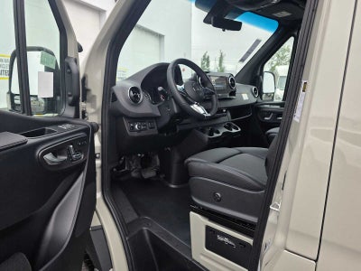 2026 Mercedes-Benz Sprinter Passenger Van 2500 Standard Roof I4 Diesel HO 144 AWD
