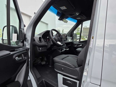 2026 Mercedes-Benz Sprinter Passenger Van 2500 Standard Roof I4 Diesel HO 144 AWD