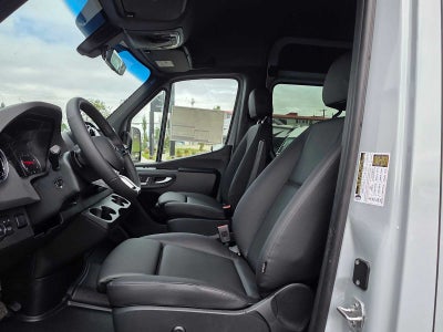 2026 Mercedes-Benz Sprinter Passenger Van 2500 Standard Roof I4 Diesel HO 144 AWD
