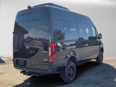 2026 Mercedes-Benz Sprinter Passenger Van 2500 Standard Roof I4 Diesel HO 144 AWD