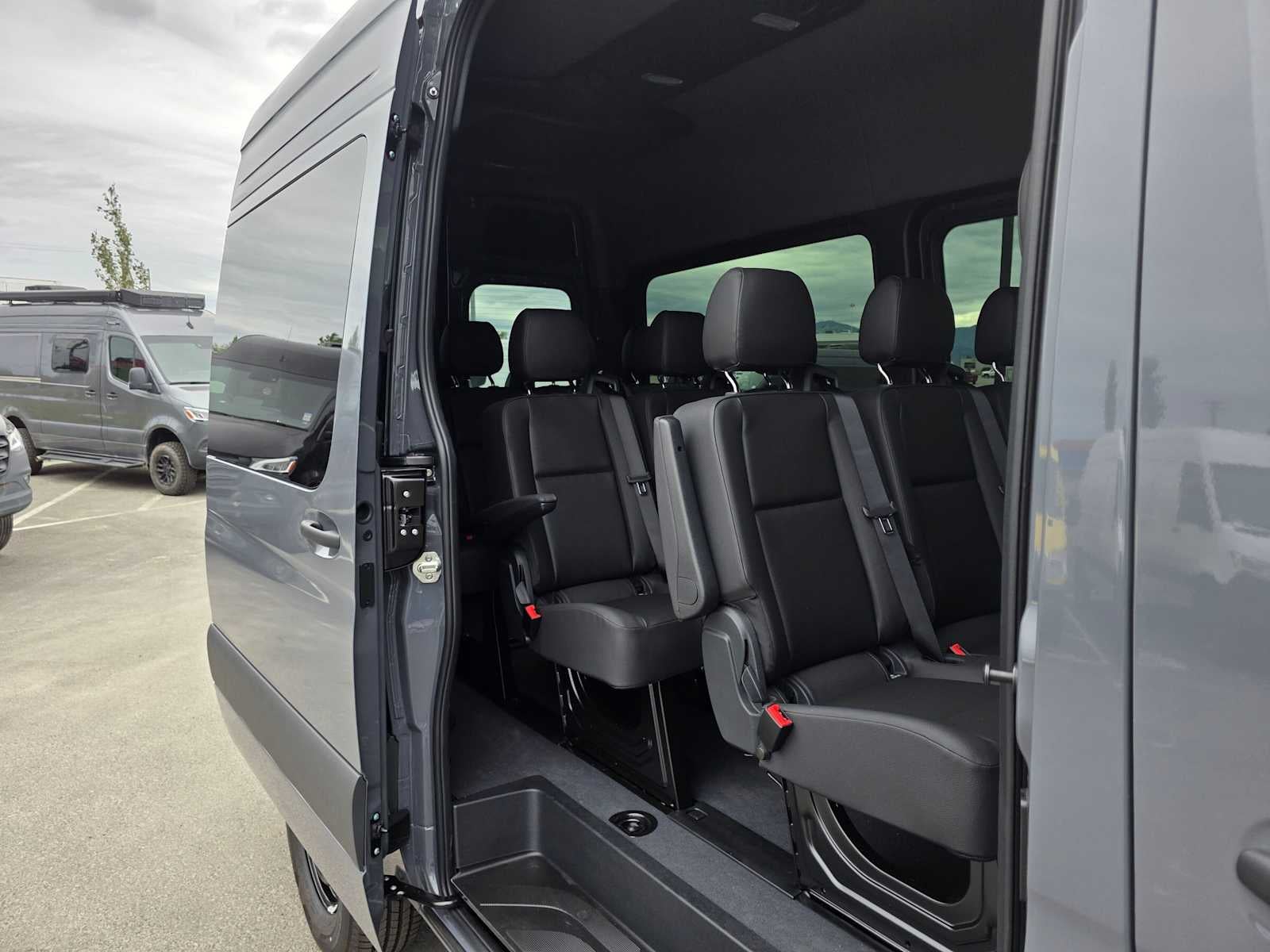 2026 Mercedes-Benz Sprinter Passenger Van 2500 Standard Roof I4 Diesel HO 144 AWD