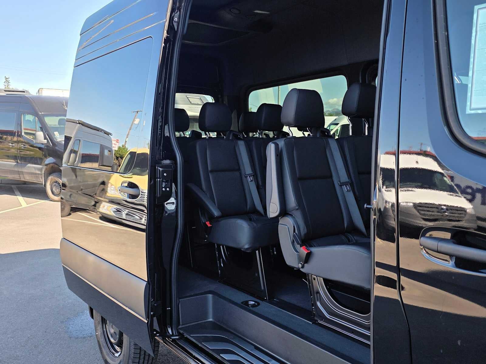 2026 Mercedes-Benz Sprinter Passenger 2500 Standard Roof I4 Diesel HO 144 AWD