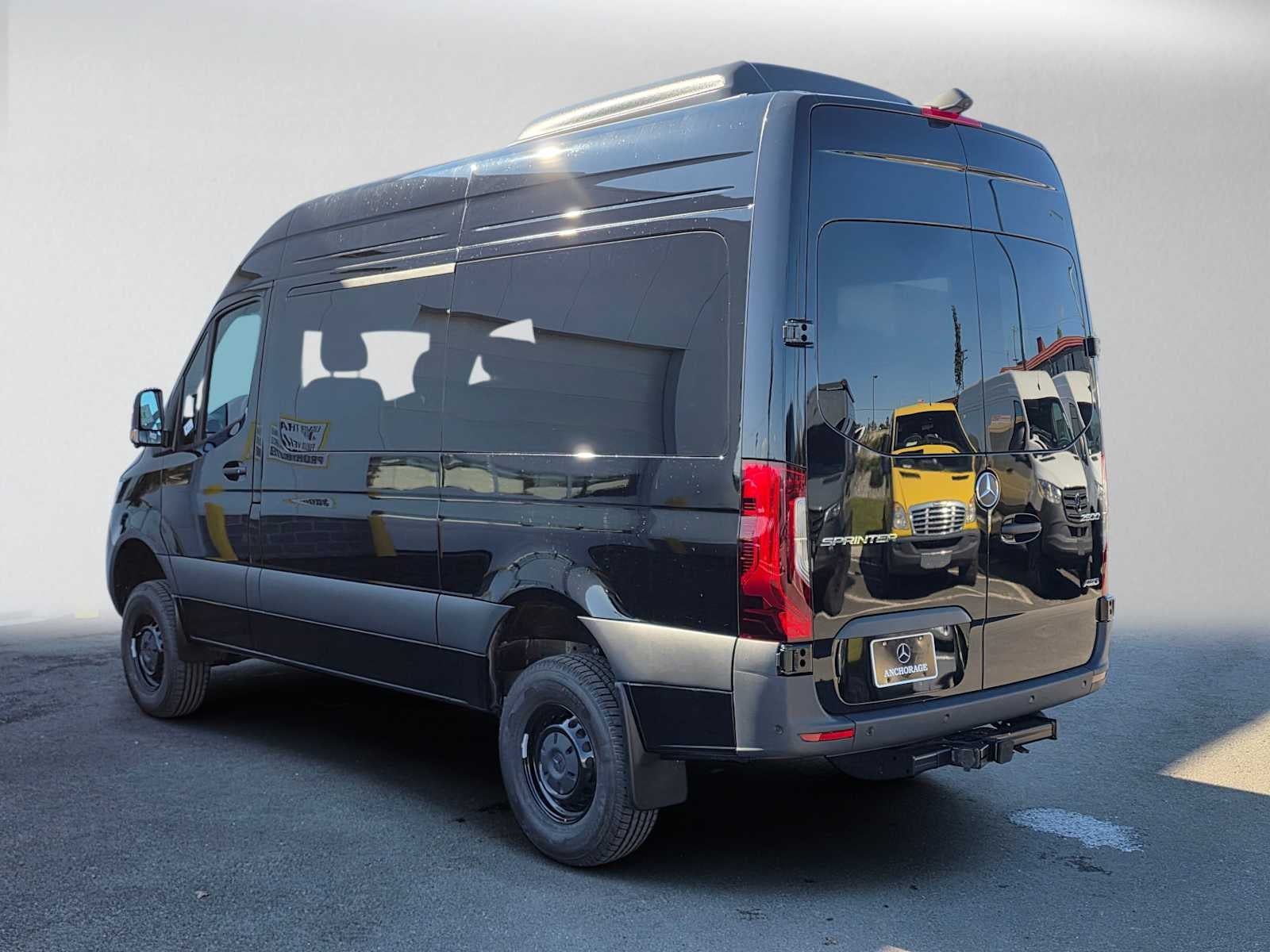 2026 Mercedes-Benz Sprinter Passenger 2500 Standard Roof I4 Diesel HO 144 AWD