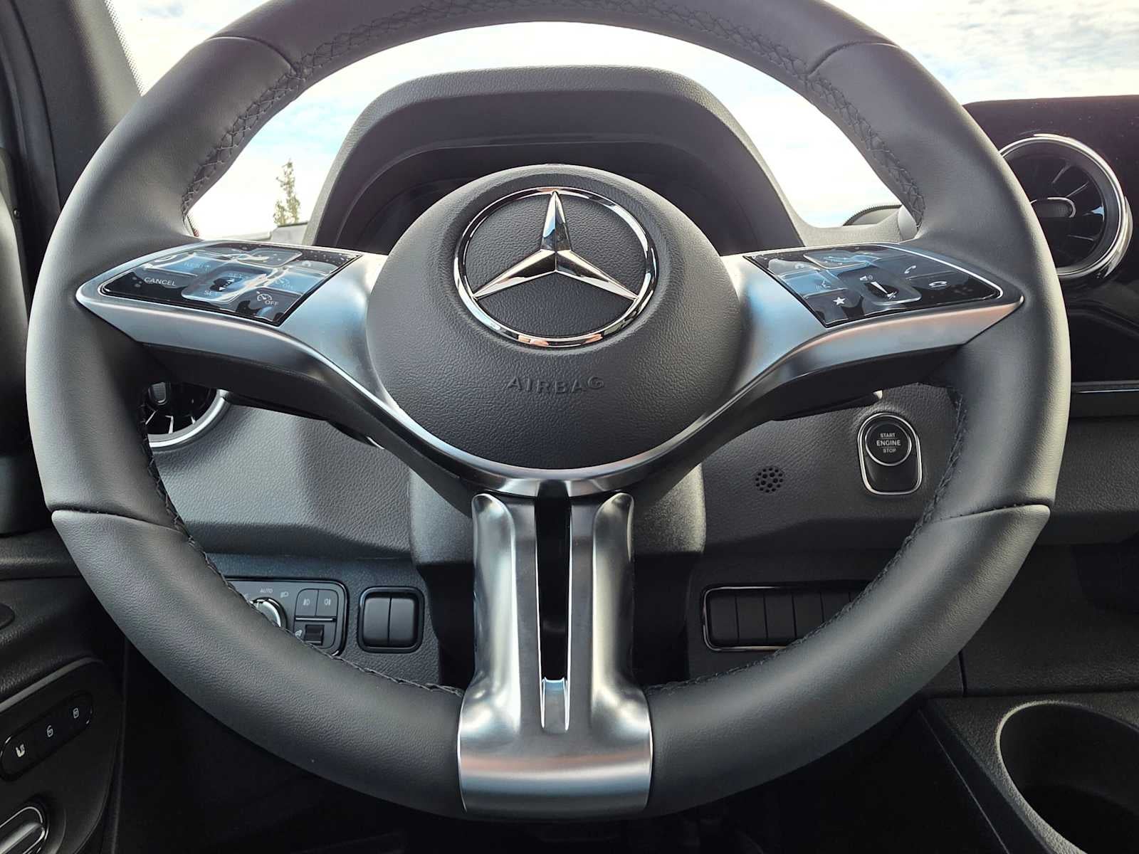 2026 Mercedes-Benz Sprinter Passenger 2500 Standard Roof I4 Diesel HO 144 AWD