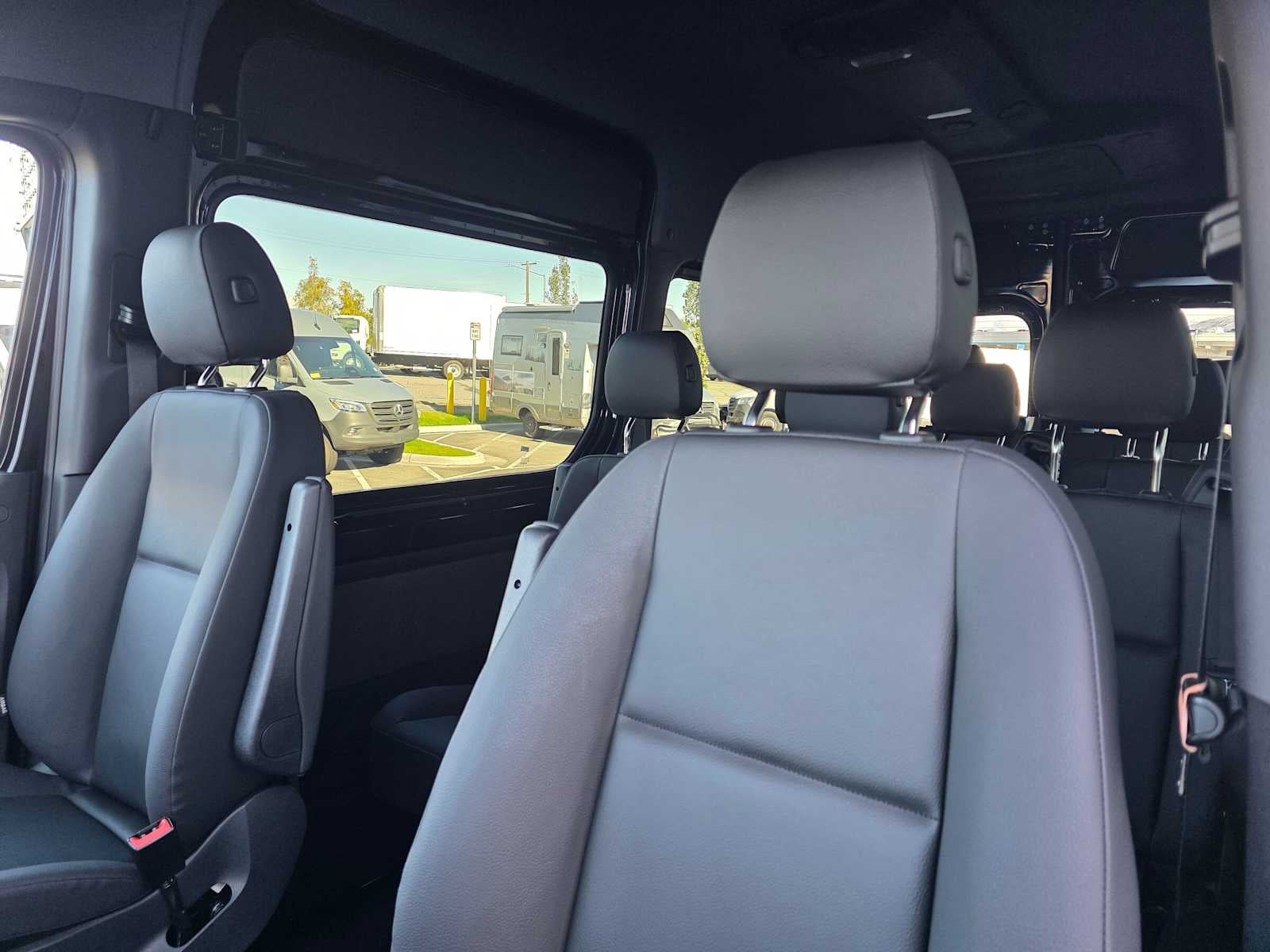 2026 Mercedes-Benz Sprinter Passenger 2500 Standard Roof I4 Diesel HO 144 AWD