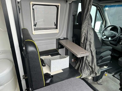 2018 Mercedes-Benz Sprinter 2500 Standard Roof V6 144" 4WD