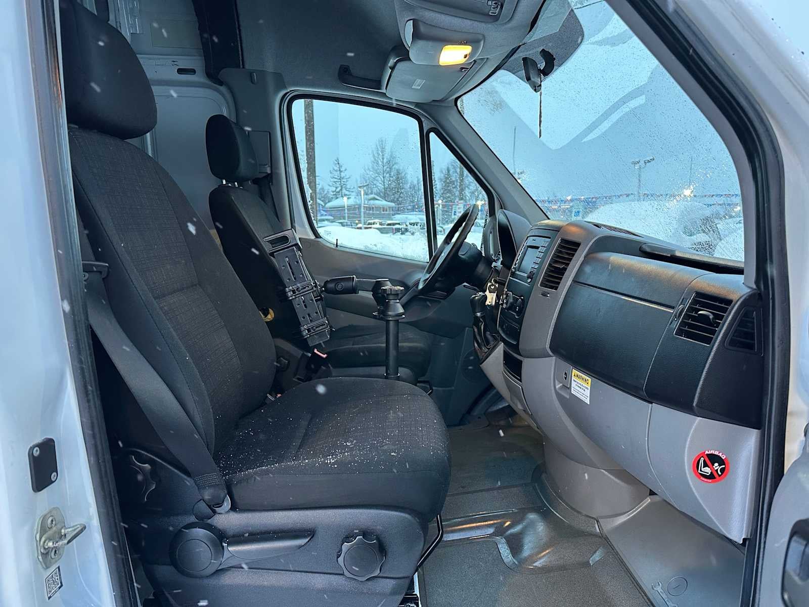 2015 Freightliner Sprinter Cargo Vans 4WD 2500 144"
