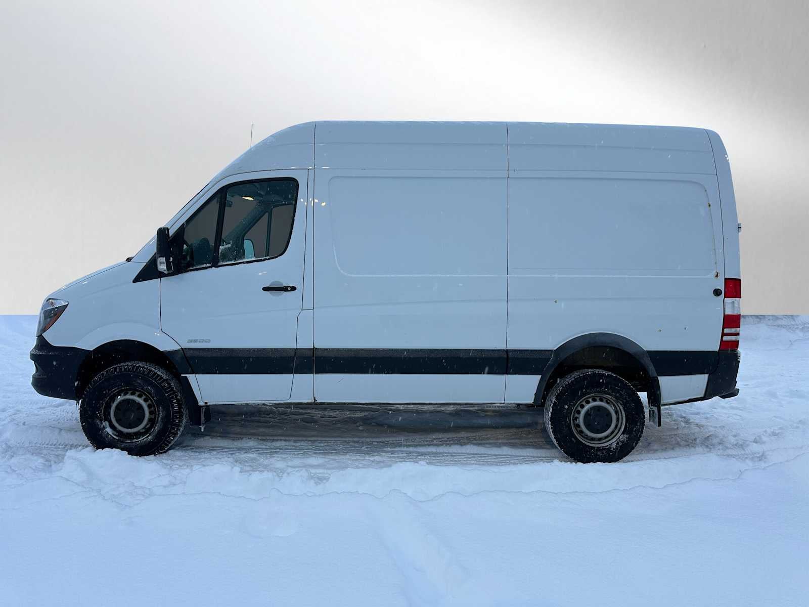 2015 Freightliner Sprinter Cargo Vans 4WD 2500 144"