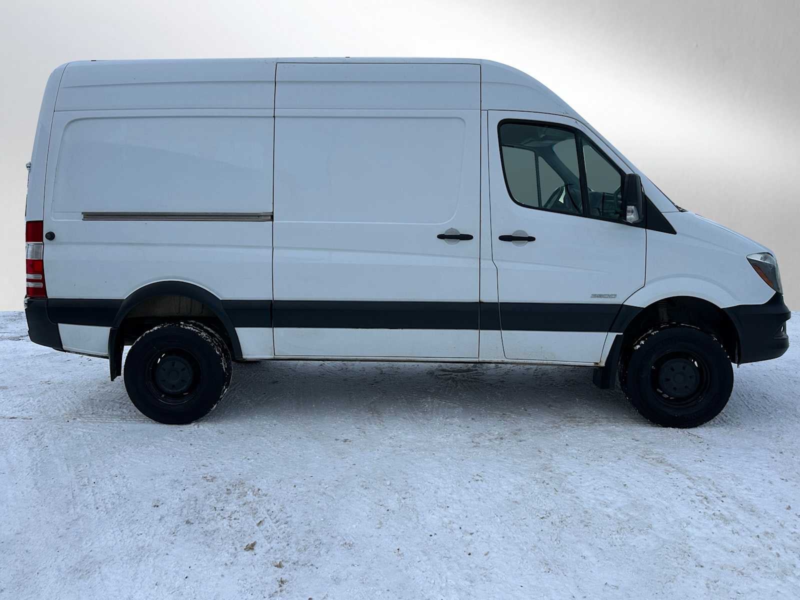 2016 Freightliner Sprinter Crew Vans 4WD 2500 144"