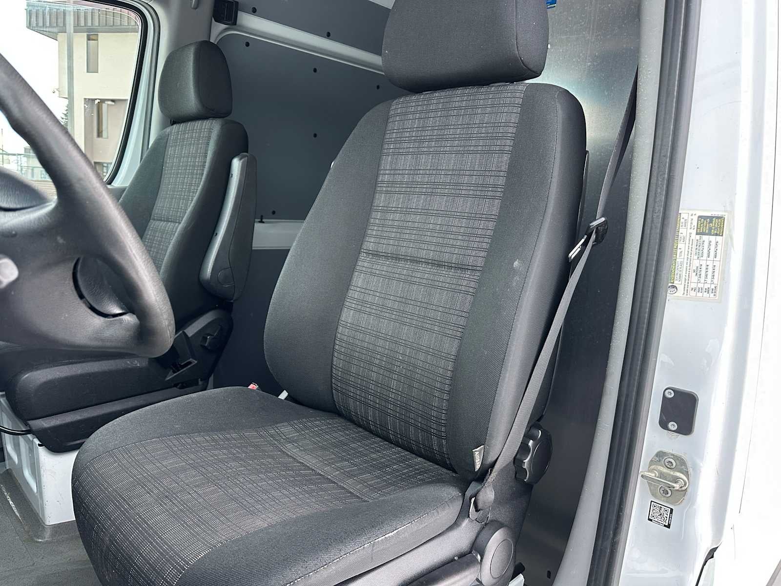 2016 Freightliner Sprinter Crew Vans 4WD 2500 144"